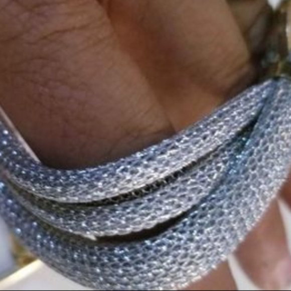 Beautiful Liquid Sterling Silver Bracelet with Gold Plated Detail - Picture 3 of 8